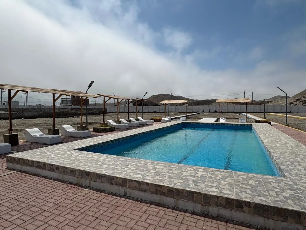 Los Lobos Piscina
